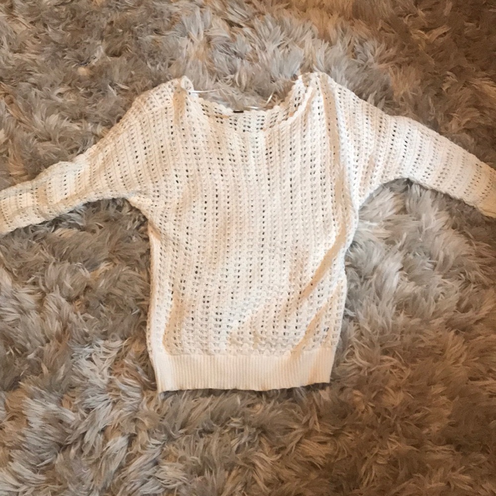 FREE PEOPLE SWEATER SIZE M